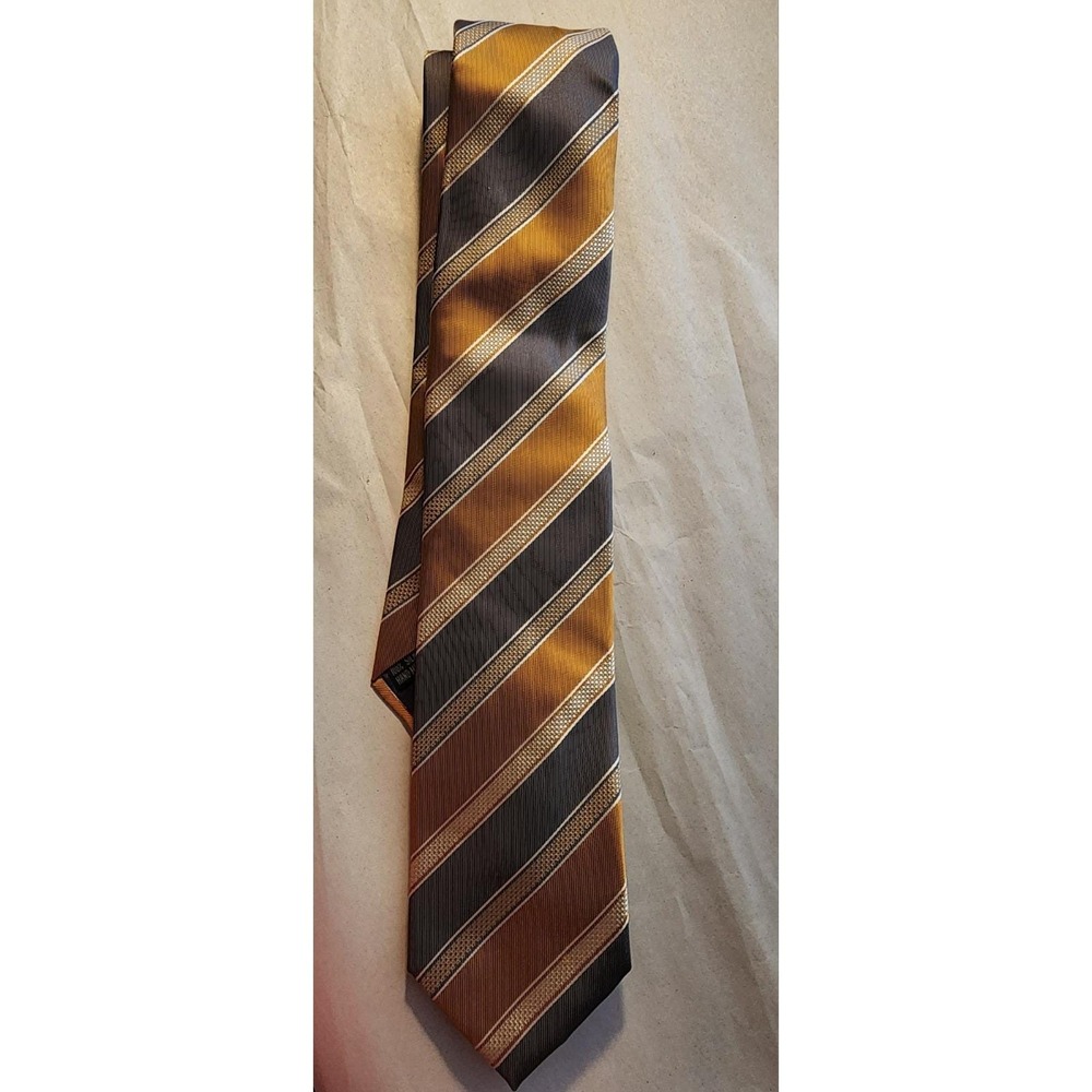 Astor & Black Custom Clothiers Tie 100% Silk Handmade Gold Black